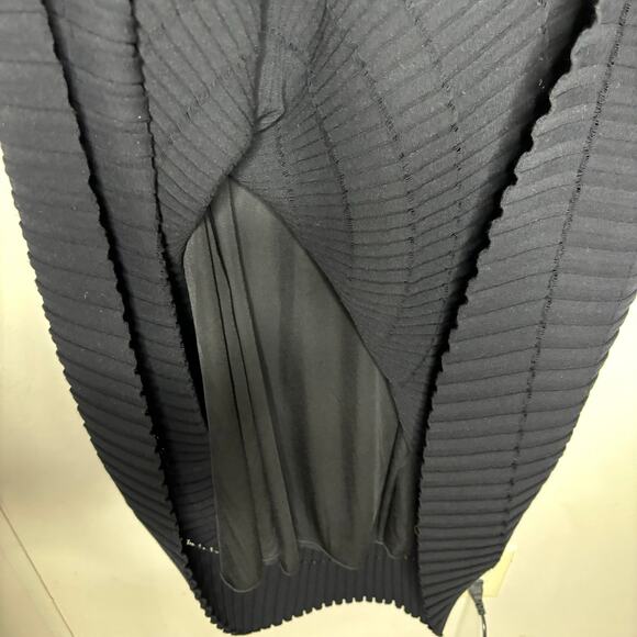 Piazza Sempione Black Short Sleeve Perforated Pleated Flare A Line Dress 42 US 6 - Picture 7 of 11